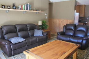 Awesome location near Downtown Bozeman, Library, Montana State Uni, Museum of the Rockies, parks, and hiking!